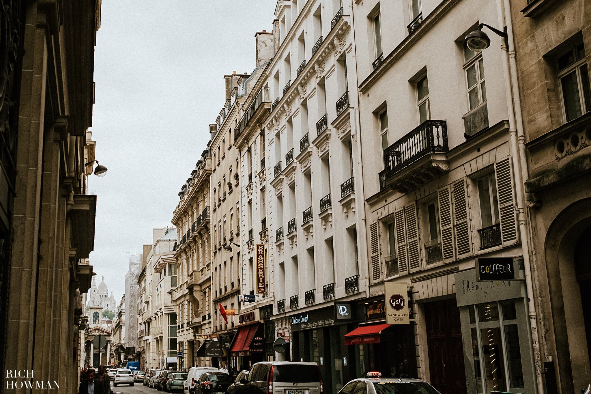 Walking through the streets of Paris