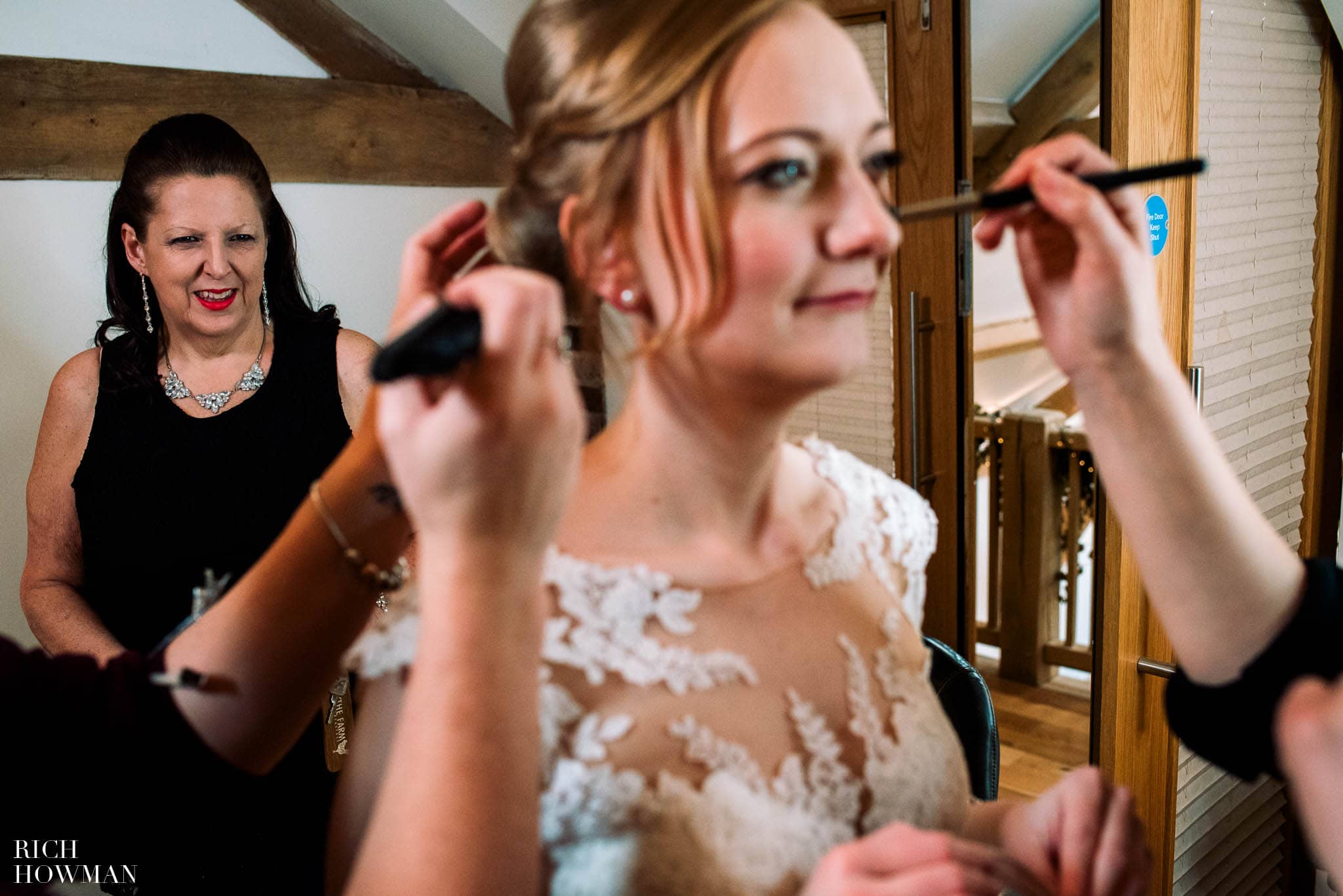 Mythe Barn Wedding Photographer Leicestershire 259