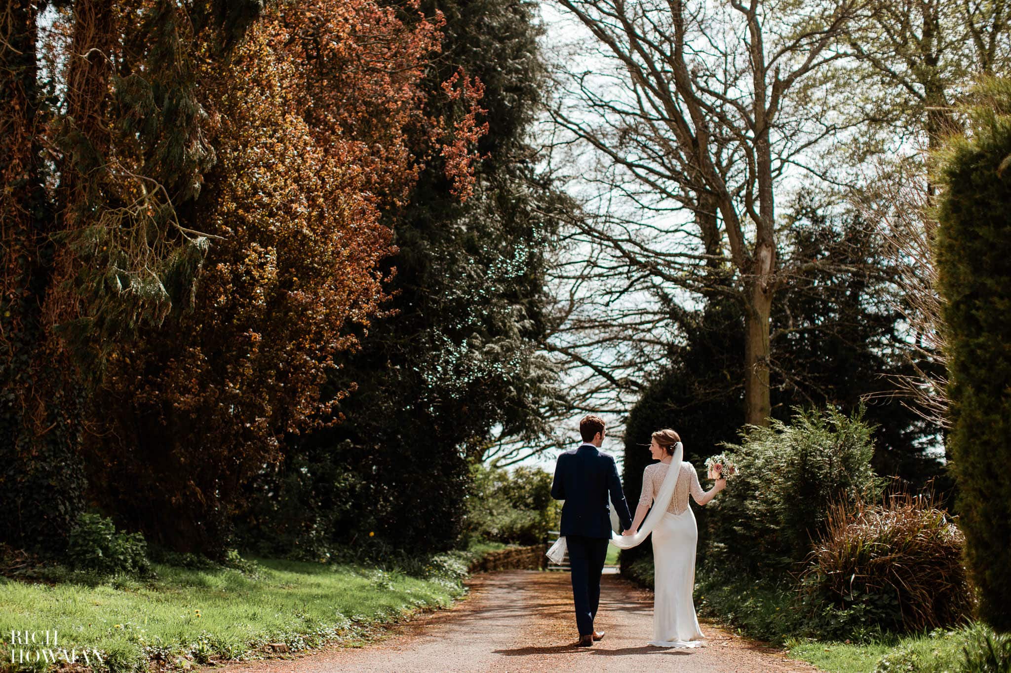 Great Tythe Barn Wedding in Tetbury 55